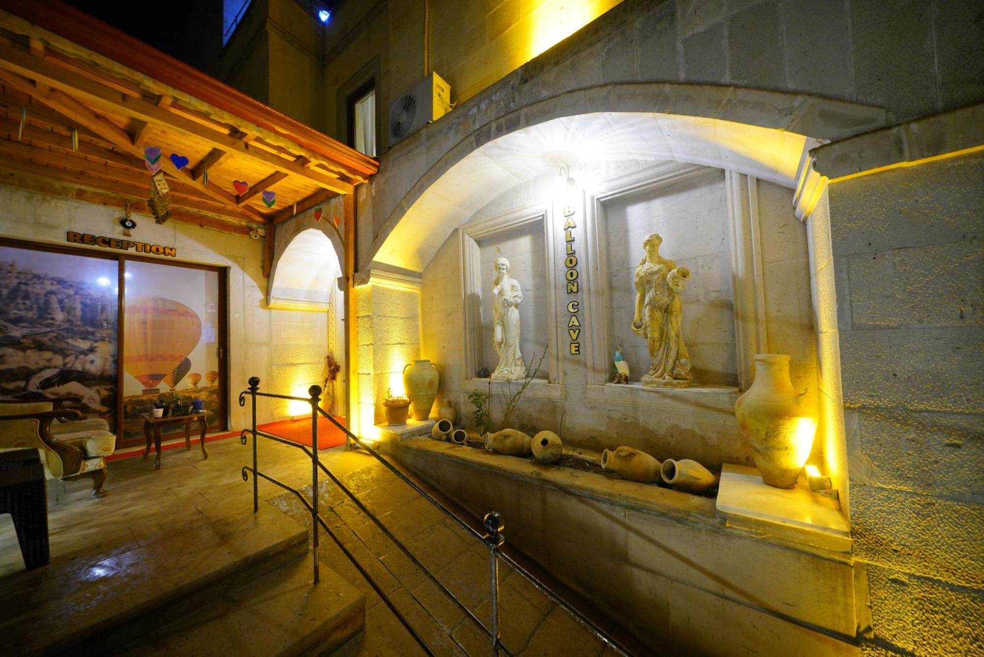 Balloon Cave Hotel Goreme Bagian luar foto