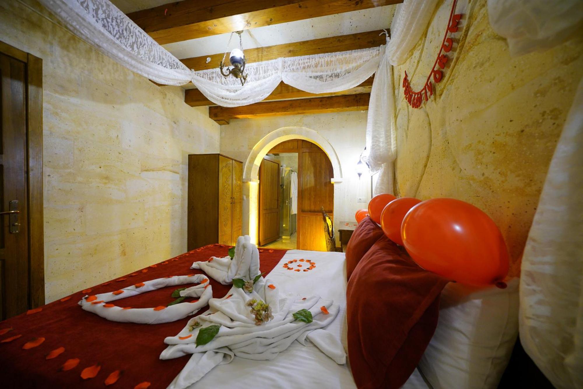 Balloon Cave Hotel Goreme Bagian luar foto