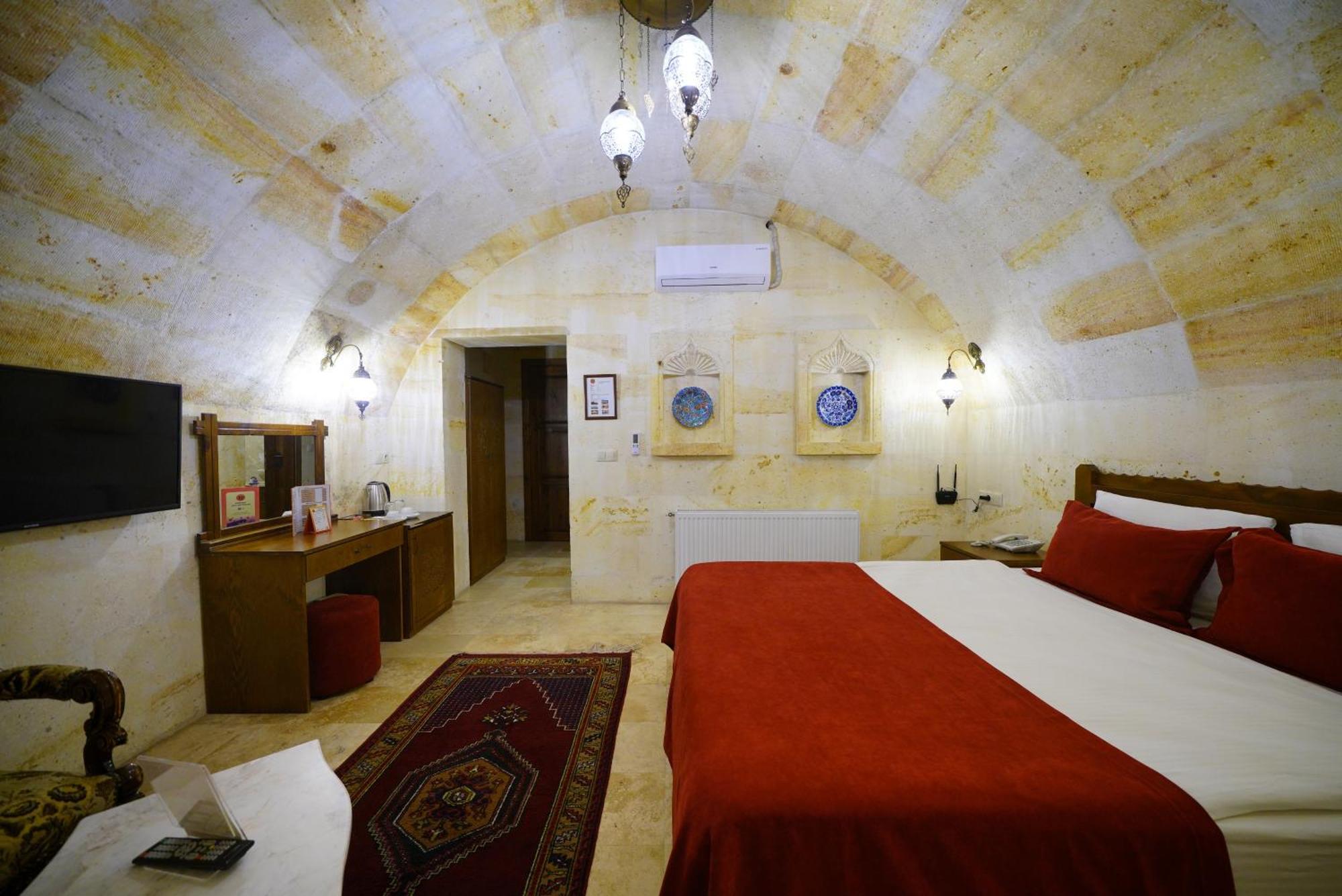 Balloon Cave Hotel Goreme Bagian luar foto